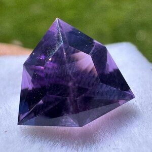 4.01 carat Amethyst from Rwanda - Cut by Ravenstein Gems